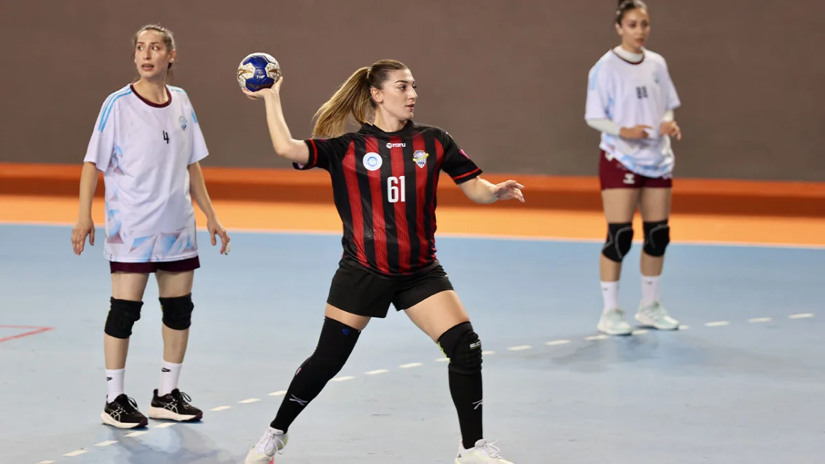 Ortahisar Belediyespor sahasında Odunpazarı’na mağlup oldu