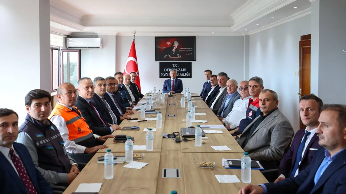 Rize’nin ilçelerinde afet sonrası yaralar sarılıyor