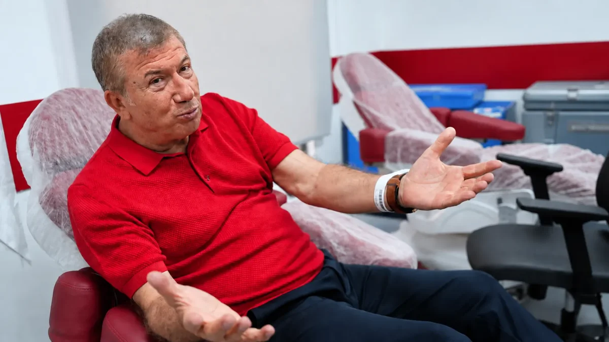 Trabzonspor ve Fatih Tekke hakkında değerlendirmelerde bulunan eski milli futbolcu Tanju Çolak