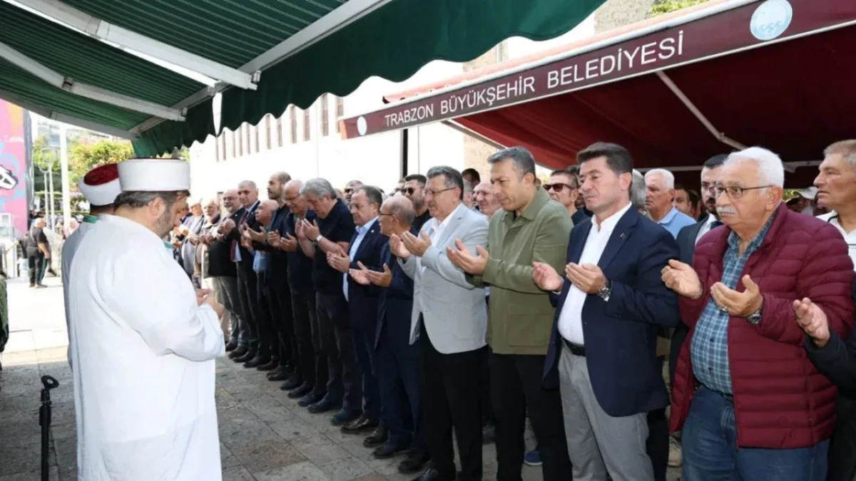 TOKİ Başkanı Sungur’un acı günü! Trabzon protokolü yalnız bırakmadı