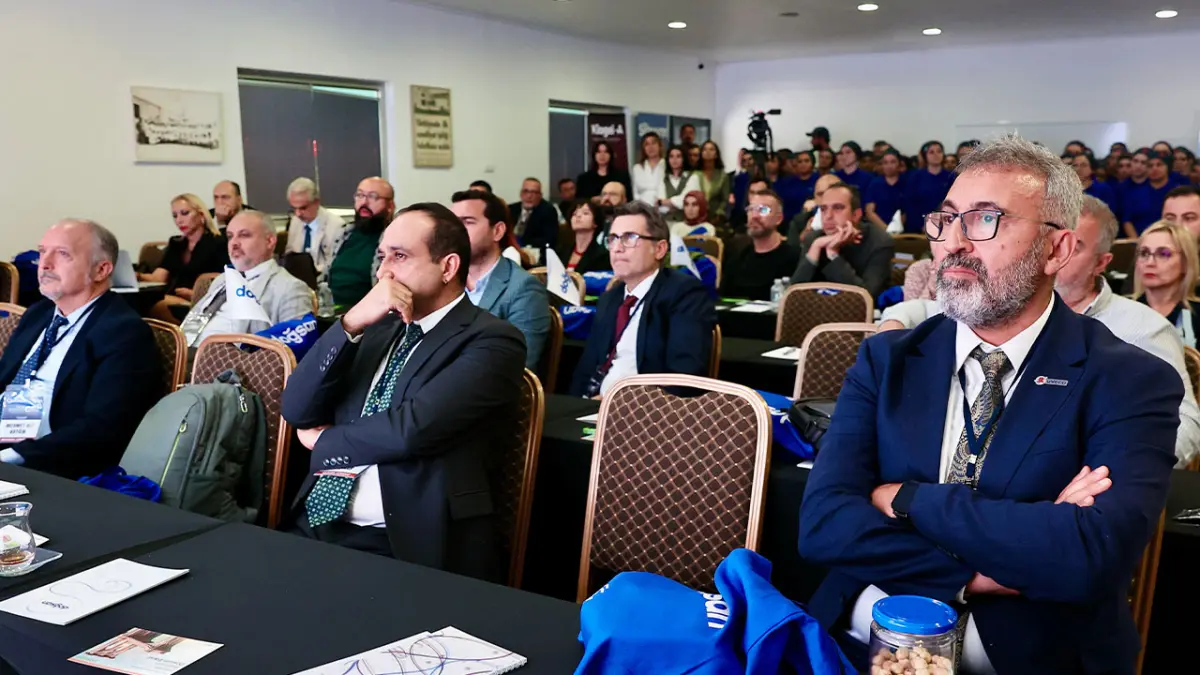 Trabzon’da damar cerrahisi uzmanlarını buluşturan toplantı