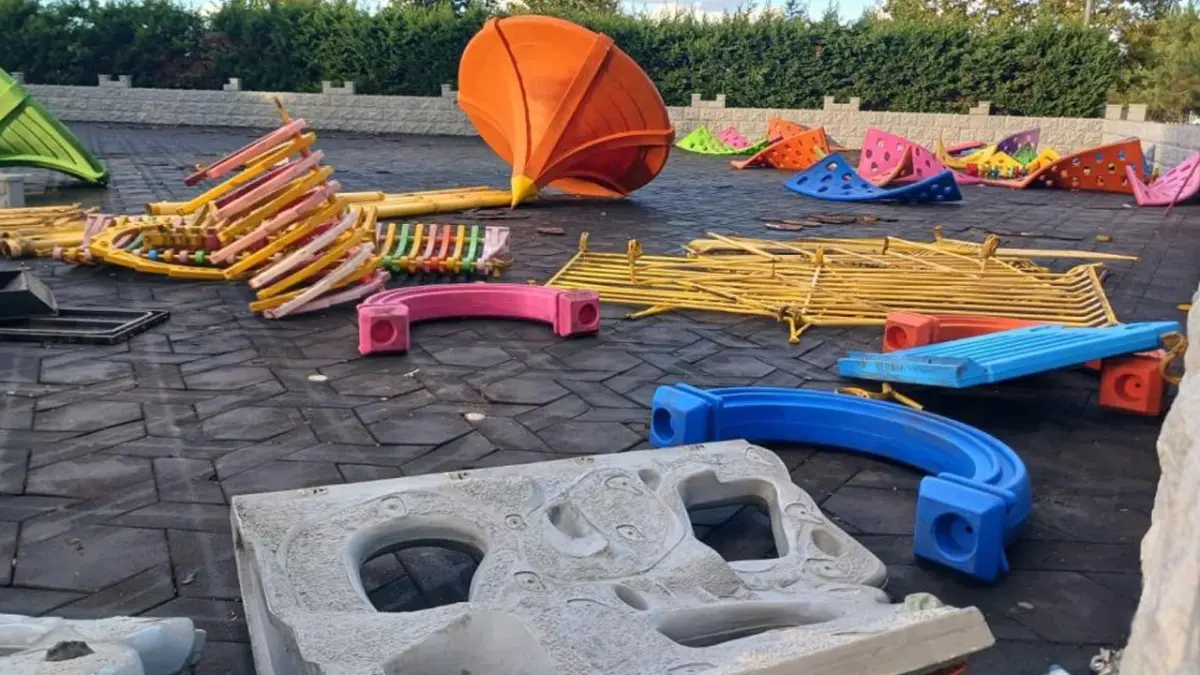 Trabzon’da 13 yıllık çocuk parkı yenileniyor