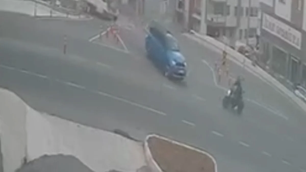 Trabzon’da korkutan kaza! Motosiklet sürücüsü yola savruldu