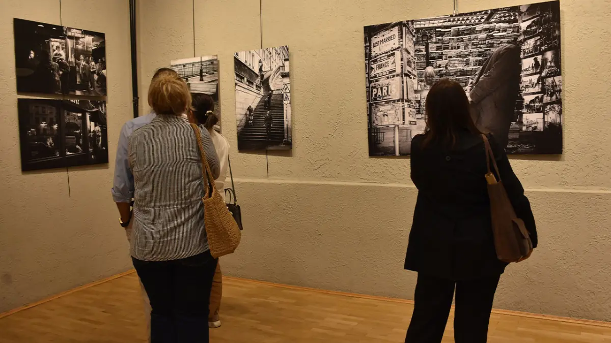 Trabzon’da “Paris Yalnızlığı” fotoğraf sergisi sanatseverlerle buluştu