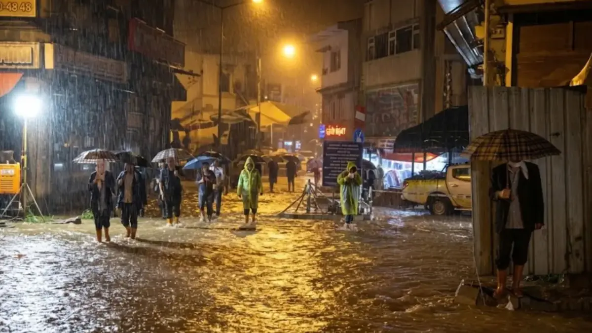 Trabzon’da yağmur sonrası aynı manzara! Yollar göle döndü