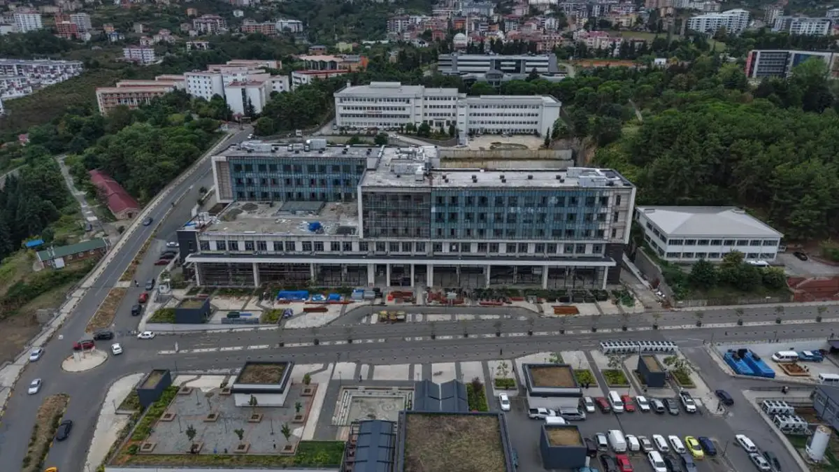 Trabzon’daki Çocuk Hastanesi için açılış hedefi belli oldu