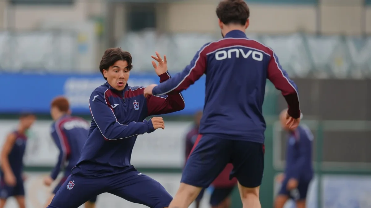 Trabzonspor’da Samsunspor mesaisi sürüyor! Papara Park’ta dostluk maçı