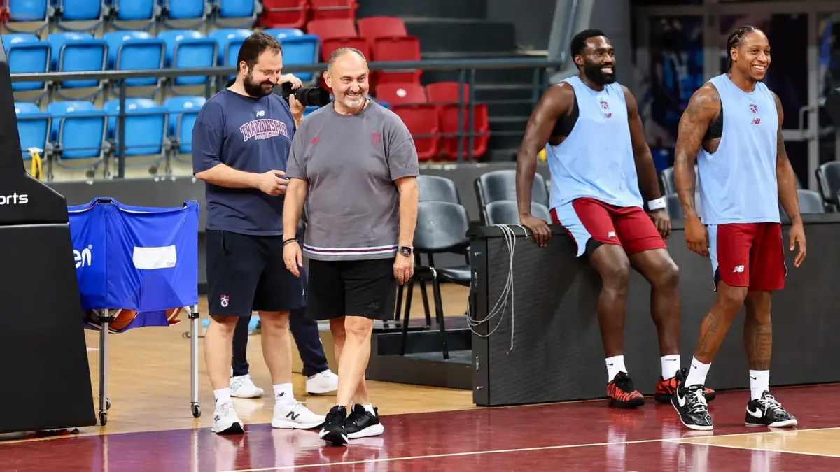 Trabzonspor’da Selçuk Ernak hedefi açıkladı! “Bu gruptan çıkmamız lazım”