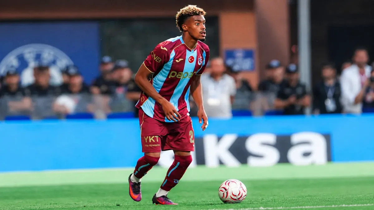 Trabzonspor'da savunma hattı değişti