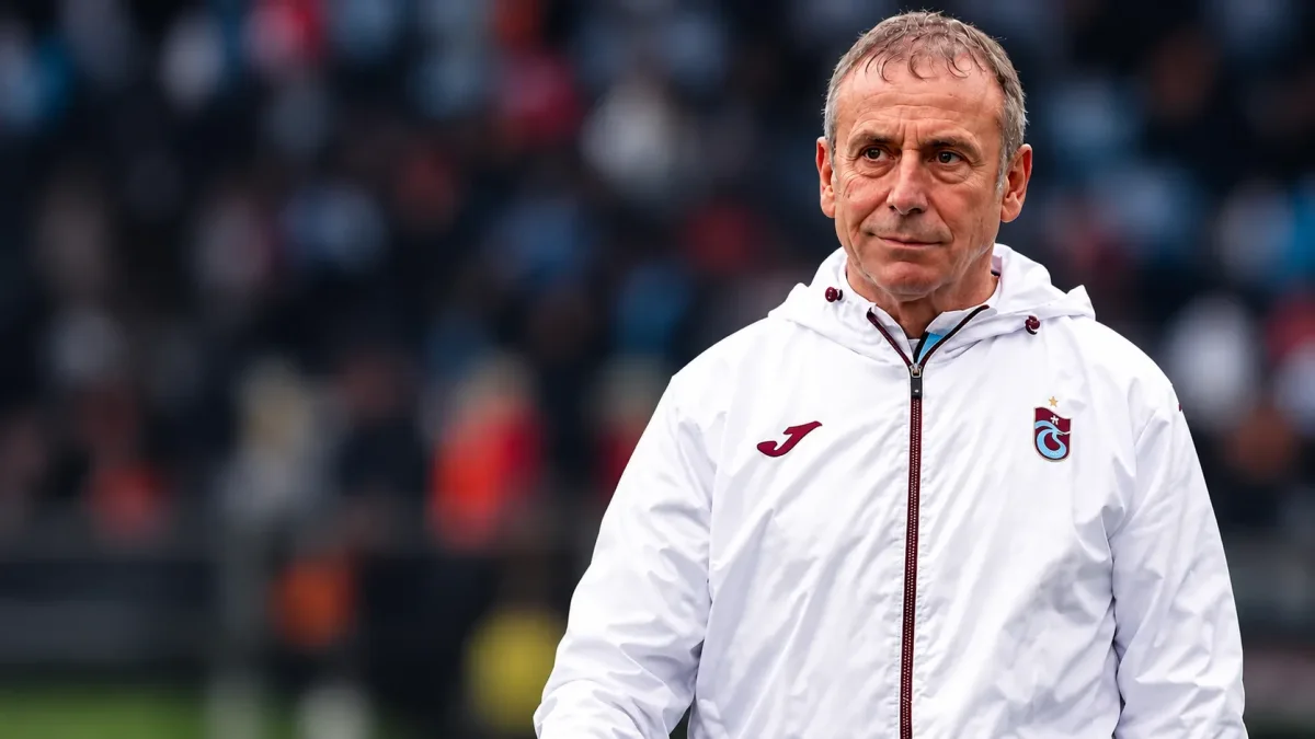 Trabzonspor’un şampiyon hocasına sürpriz talip! Görüşmeler başladı