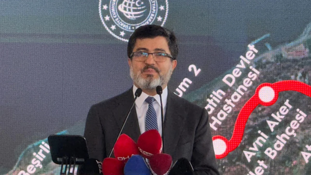 Trabzon’un raylı sistemi metro olarak geliyor: “Yüzlerce yıl hizmet edecek”