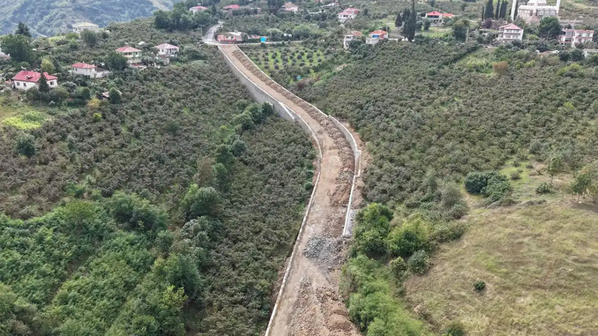 Yıldızlı TOKİ–Afad yolunda çalışmalar devam ediyor