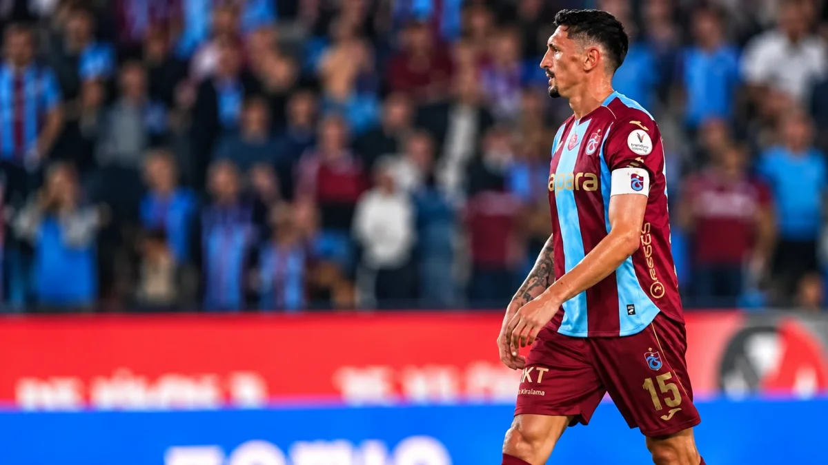 Trabzonspor'da Savic'ten taraftarlara mesaj! "Bu galibiyet hepimizin"