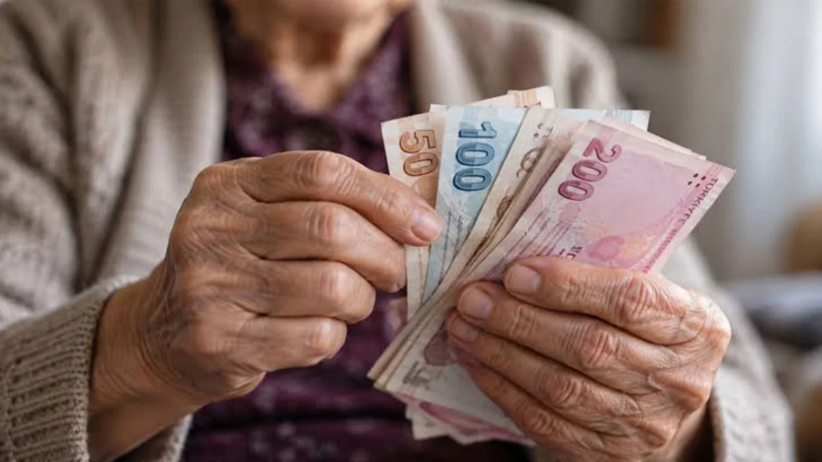 2027 emekli zammında yeni formül! Yaşı büyük olana fazla artış gündemde