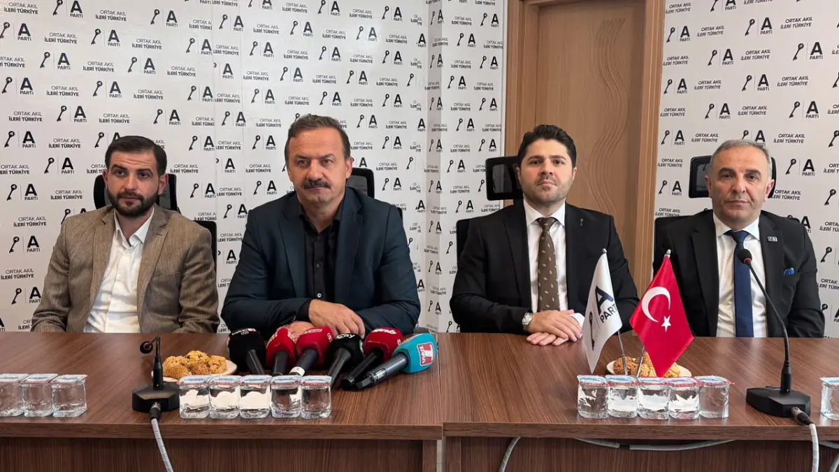 Ağıralioğlu Trabzon’da meydan okudu! “Kim suistimal ettiyse sonuna kadar gidilmeli”