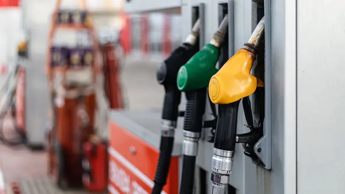 Akaryakıta büyük zam kapıda! Benzin ve motorine 4 TL’yi aşan artış bekleniyor