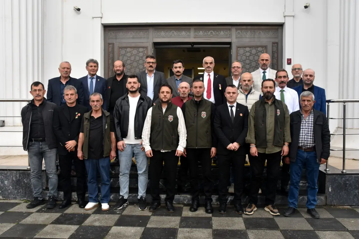 Araklı'da şehit ve gazi etkinlikleriyle ilgili anlaşmazlık helalleşmeyle sonuçlandı