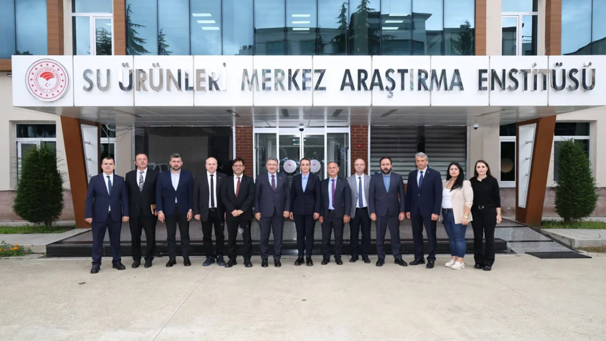 Başkan Genç'ten Su Ürünleri Araştırma Enstitüsü'ne övgü: "Trabzon’da olması çok kıymetli"