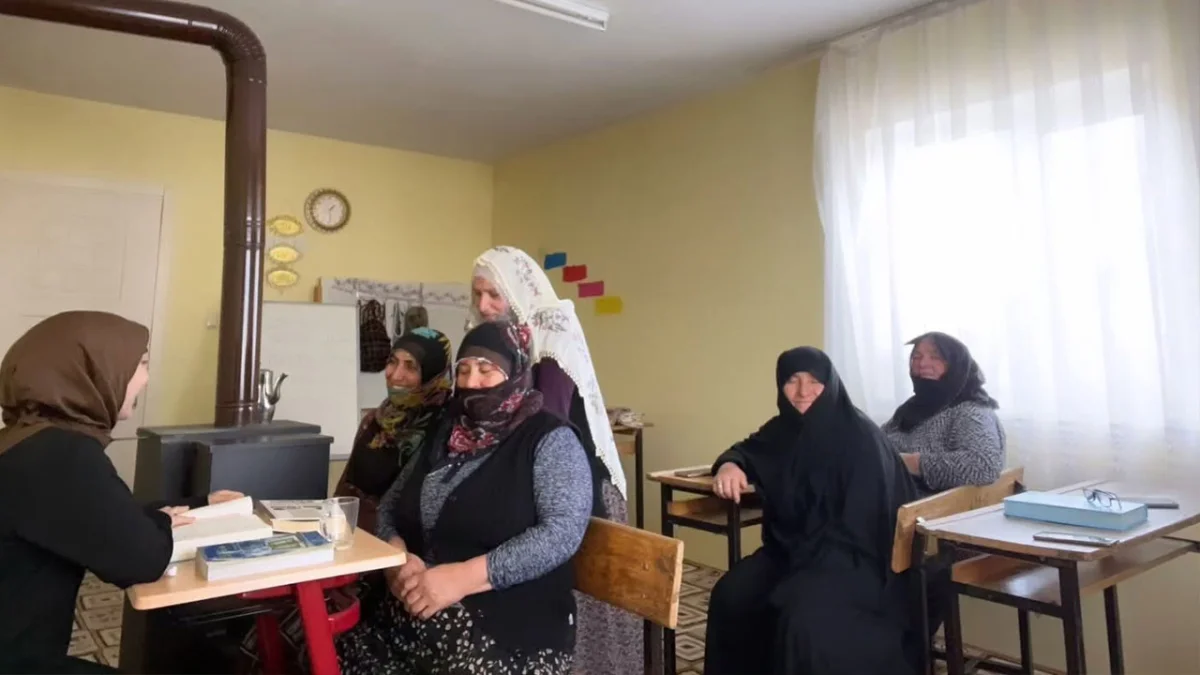 Bayburt Aydıntepe’de kadınlara yönelik cami sohbetleri başladı