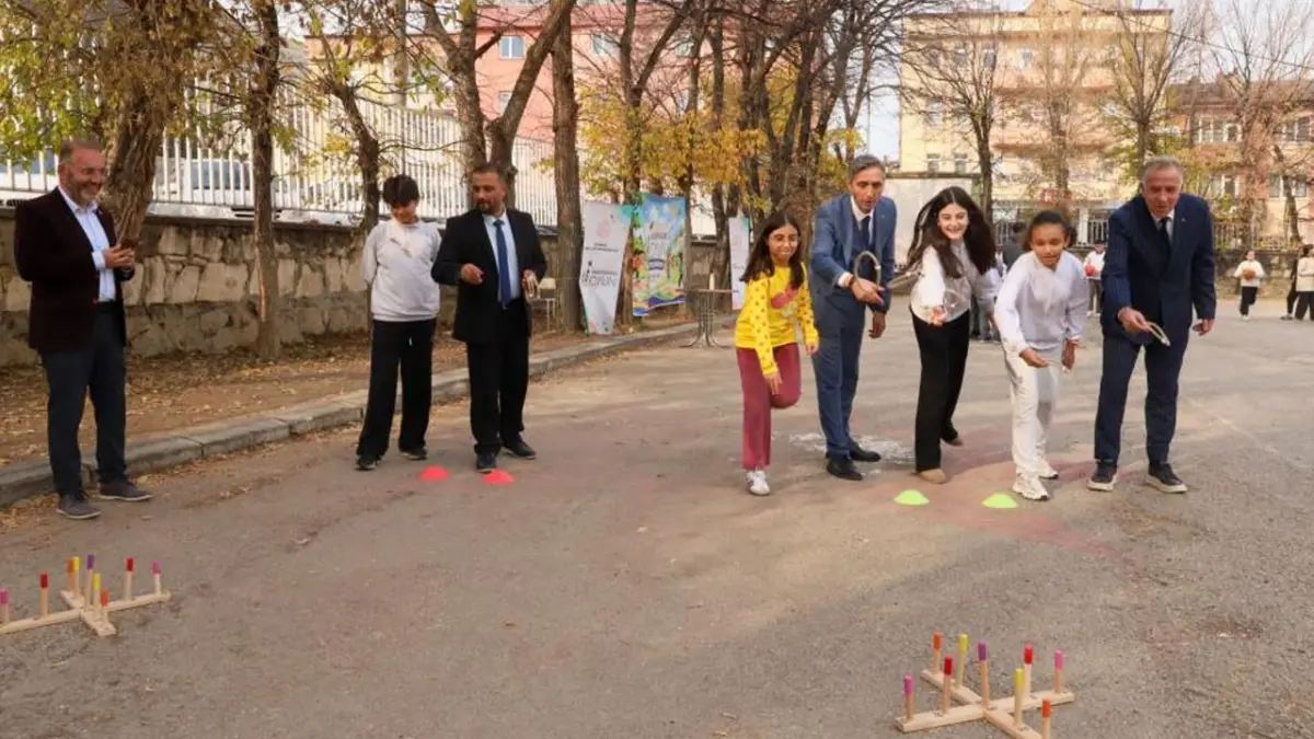 Bayburt’ta 4 okulda geleneksel oyun etkinliği düzenlendi