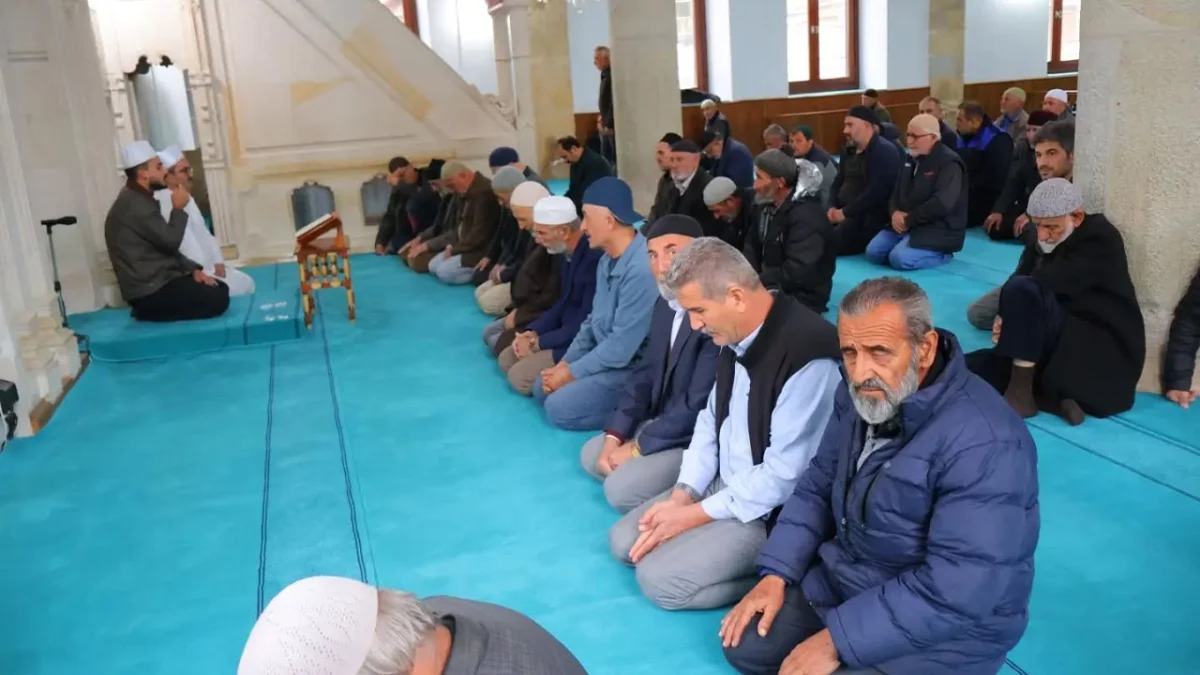 Bayburt’ta Camiler Haftası kapsamında Kur’an ziyafeti düzenlendi
