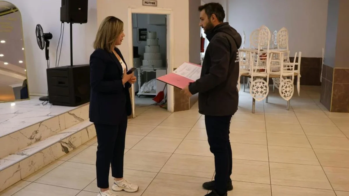 Bayburt’ta canlı müzik yapan işletmelere izin belgesi denetimi