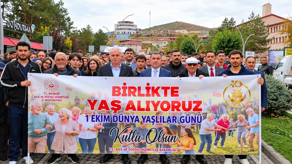Bayburt’ta Dünya Yaşlılar Günü’nde anlamlı buluşma