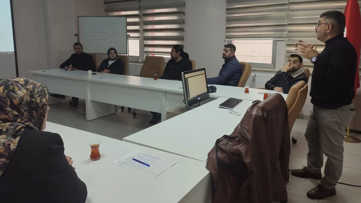 Bayburt’ta engelli ve yaşlı hizmetleri personeline eğitim