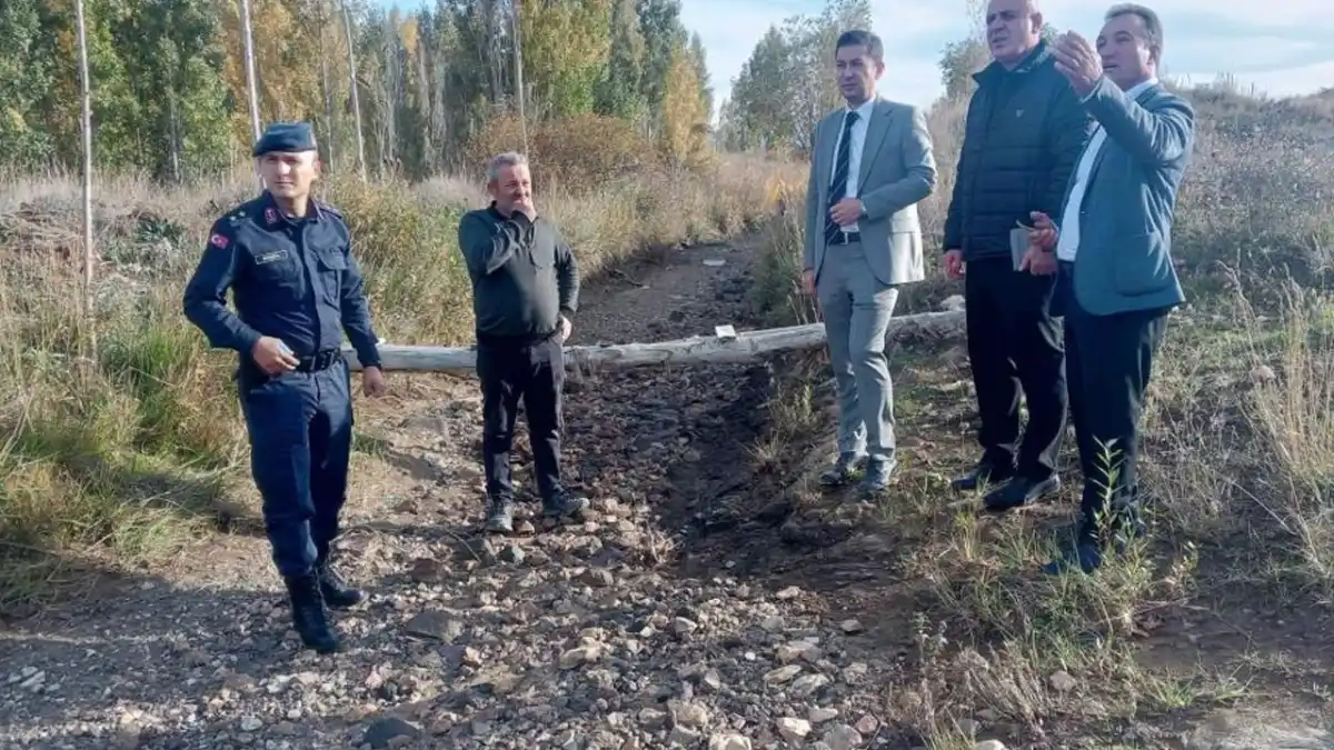 Bayburt’ta kaymakamlar sahaya indi! Esnaf ve köylüleri dinlediler