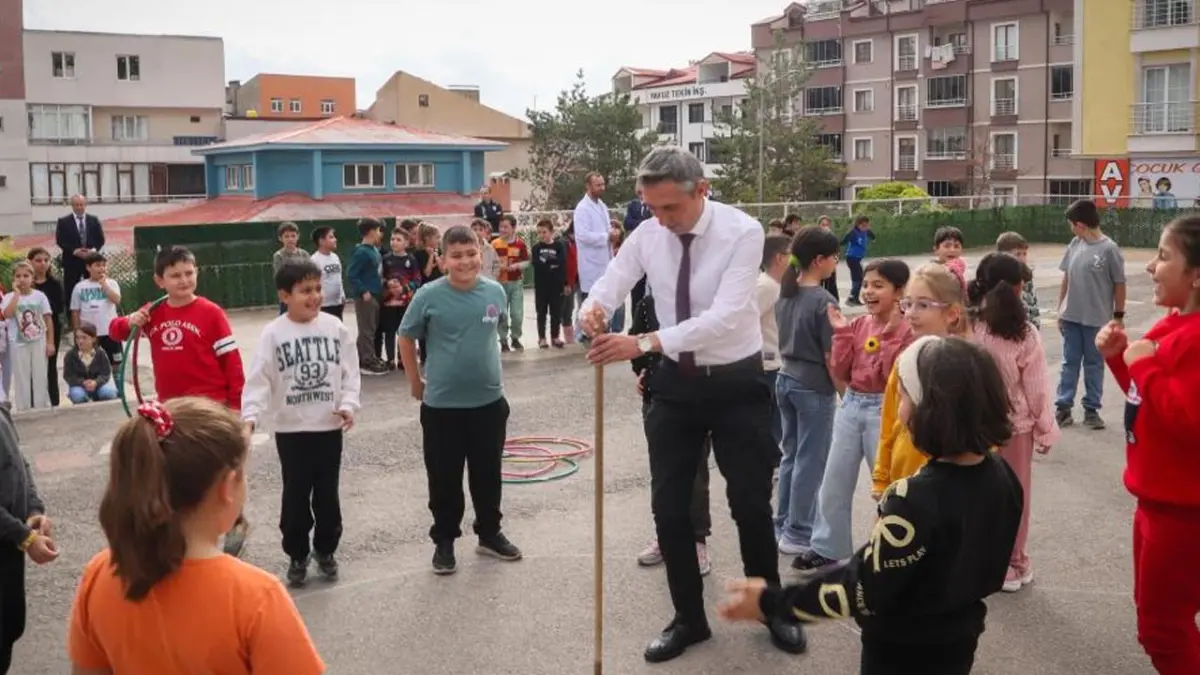 Bayburt’ta minik öğrenciler geleneksel oyunlarla doyasıya eğlendi