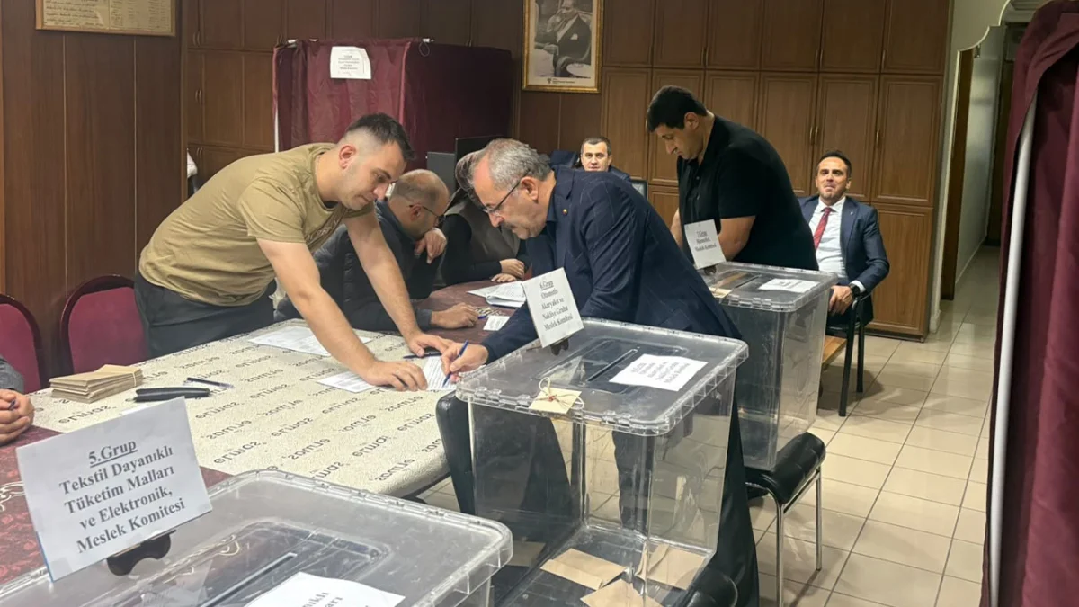 Bayburt TSO’da Süleyman Seyhan yeniden başkan seçildi