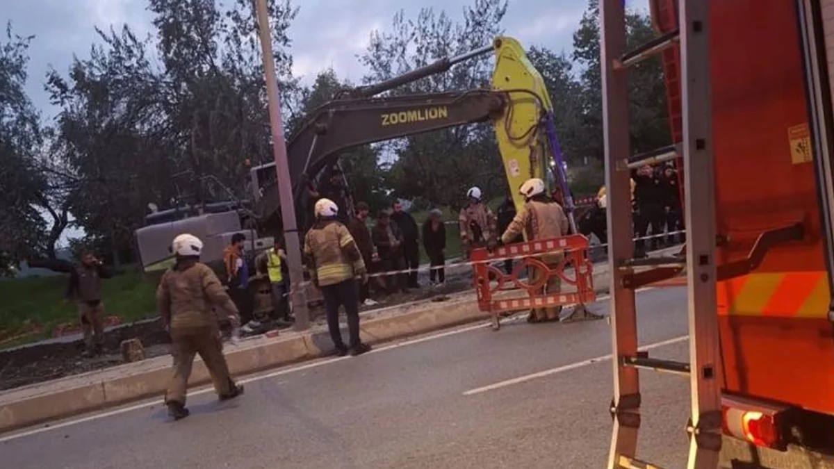 Bayrampaşa’da yol çöktü: İşçi hayatını kaybetti