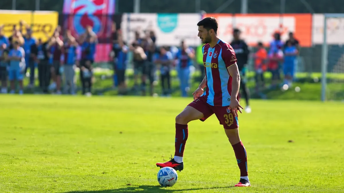 Cenk Özkacar’ın mutlu günü! Trabzonspor’un yıldızı 26 yaşında