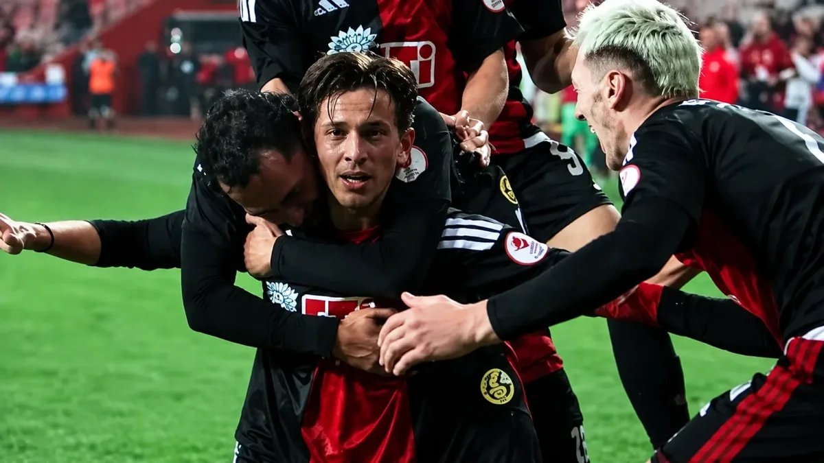 Eski Trabzonsporlu genç yetenekten jeneriklik gol! Kupada turu getirdi