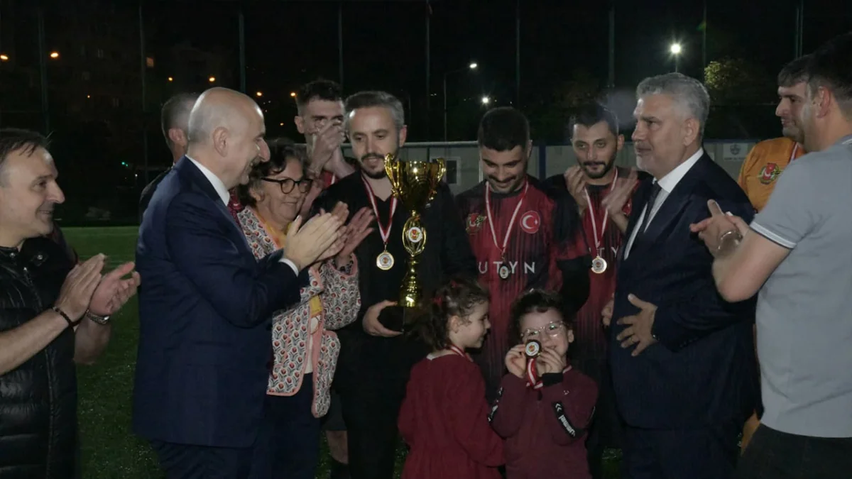 Faroz Stadı’nda büyük heyecan! TGC'nin 19'uncu Orhan Kaynar Turnuvası'nda ödüller sahiplerini buldu