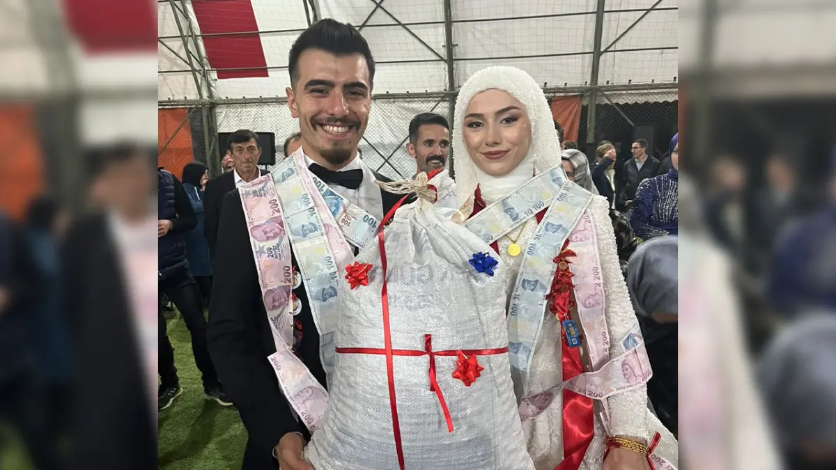 Giresun’da düğünde altın yerine bir çuval fındık taktılar!