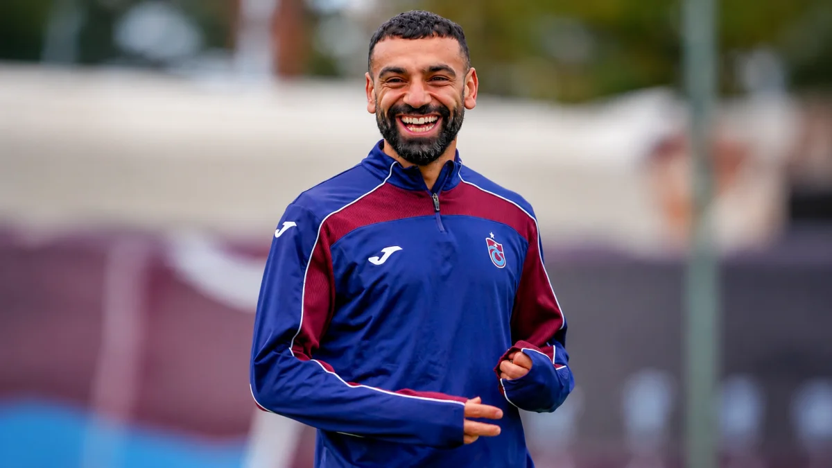 İngiliz basını dünyanın en iyi 5 kanat oyuncusunu seçti! Trabzonspor'un yıldızı listede