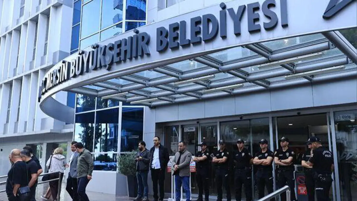 Mersin’de 3 belediye başkanının yer aldığı operasyonda 59 gözaltı