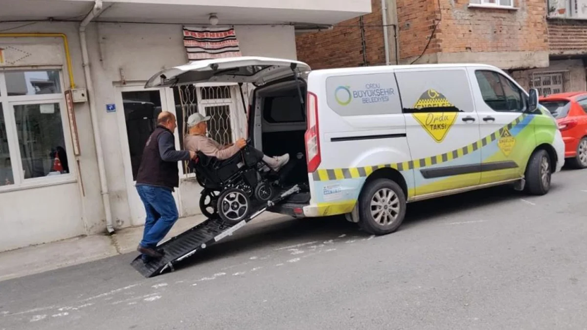 Ordu’da engelsiz taksi hizmeti vatandaşların hayatını kolaylaştırıyor