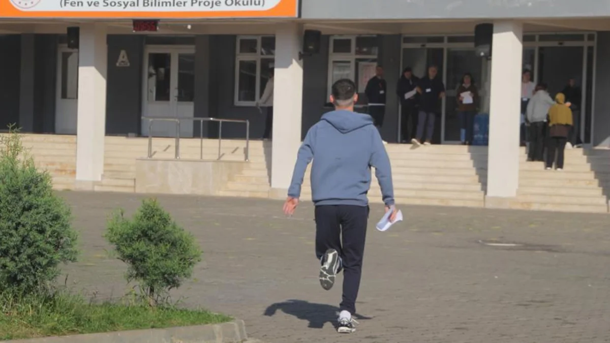 Ordu’da KPSS heyecanı! Son saniyelerde sınava yetiştiler