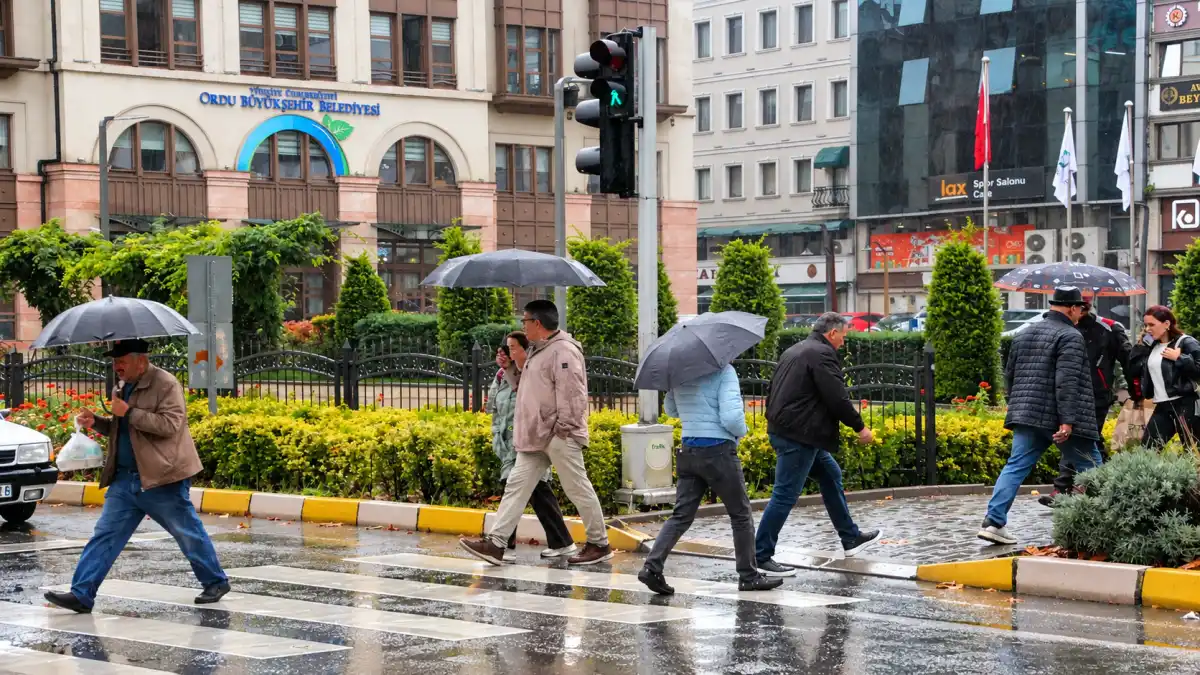 Ordu'da sağanak yağış etkili oldu! Pazartesi gününe kadar sürecek