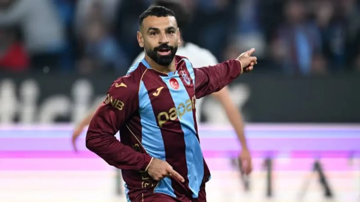 Rakip oyuncular Salah'ın formasının peşinde! Muçi'yi devreye soktu