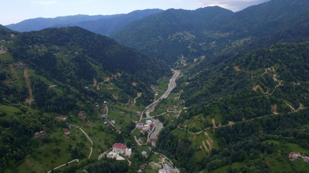 Rize Senoz Vadisi’nde doğa ve spor turizmi öne çıkıyor