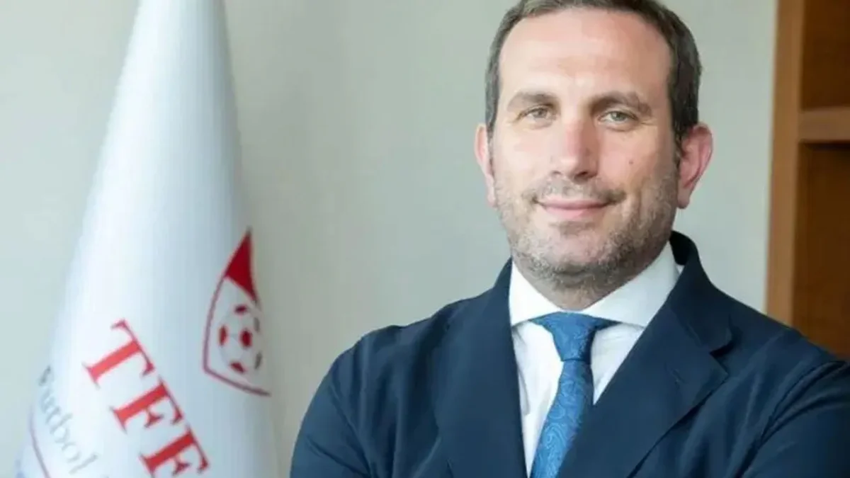 TFF Genel Sekreteri Trabzonlu Abdullah Ayaz istifa etti!