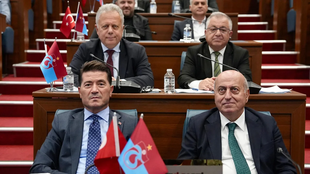 Trabzon Büyükşehir Meclisi’nde Sanatevi, liman ve Reşadiye gündemi