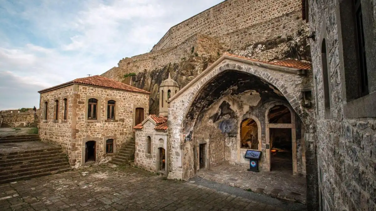 Trabzon’da turizm noktalarının ziyaret saatleri değişiyor!