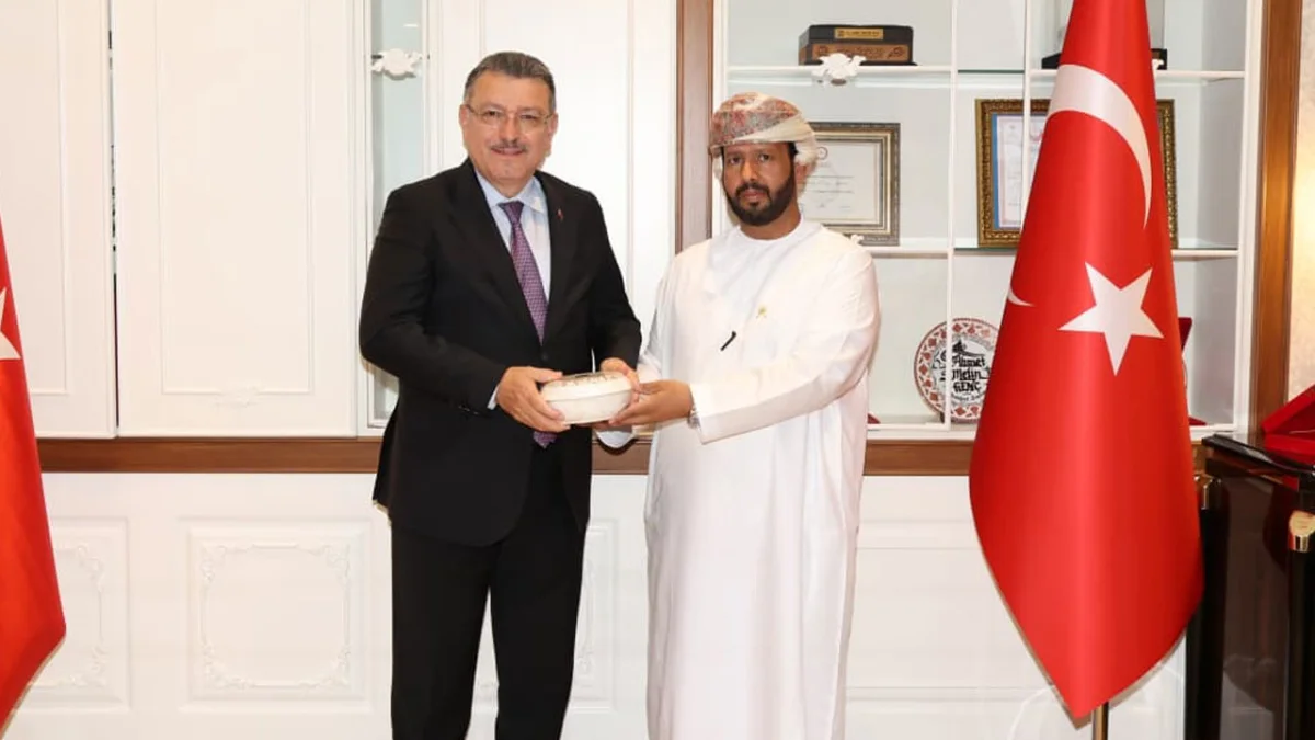 Trabzon’da uluslararası ziyaret: Umman heyeti Başkan Genç’le buluştu