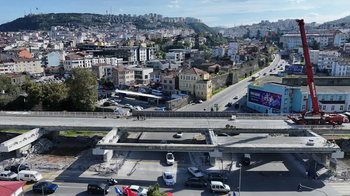 Trabzon'da yıkımına başlanan viyadüğün kiriş ve kolonları başka projelerde kullanılacak