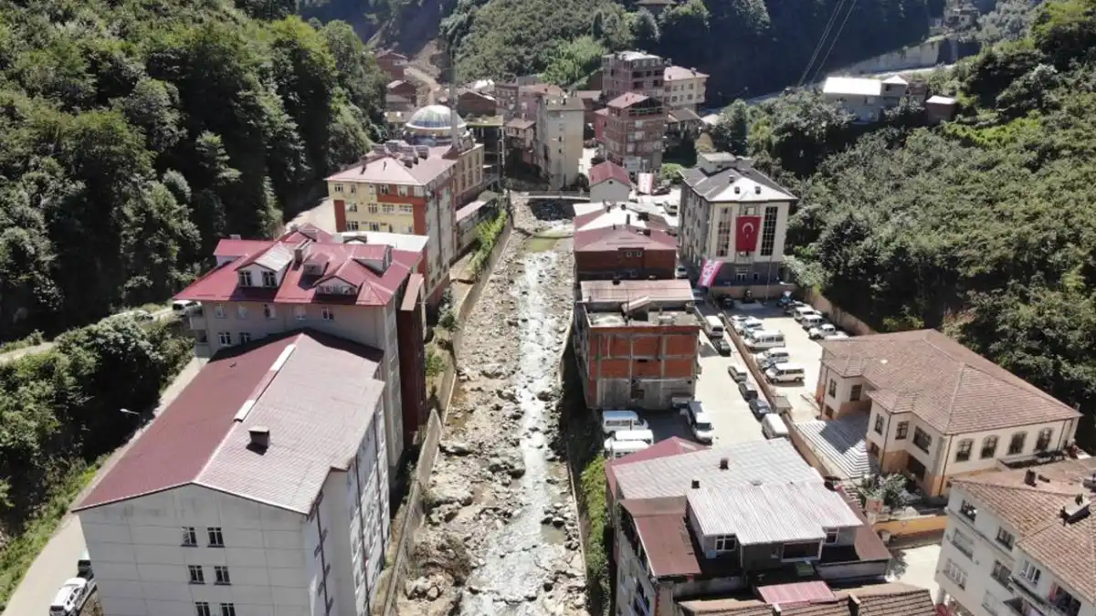 Trabzon için uzmanlardan  dere yatağı uyarısı: Yerleşimler azaltılmalı