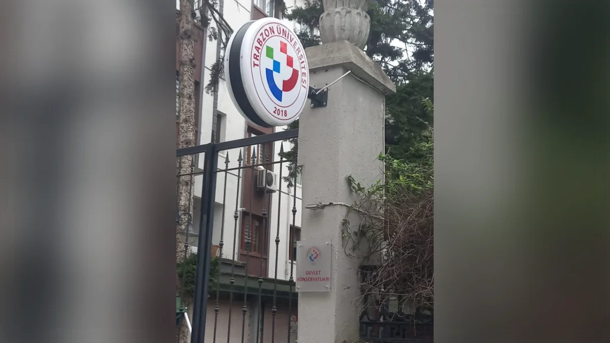 Trabzon Sanatevi Trabzon Üniversitesi bünyesine geçti! Tabela asıldı